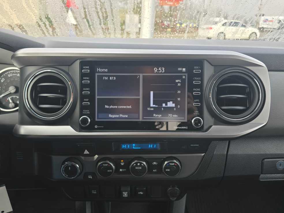 Thumbnail: 2022 Toyota Tacoma - 12