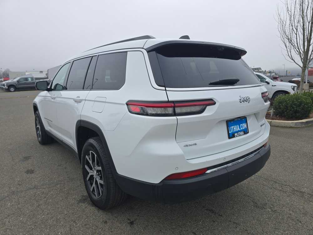 Thumbnail: 2024 Jeep Grand Cherokee L - 3