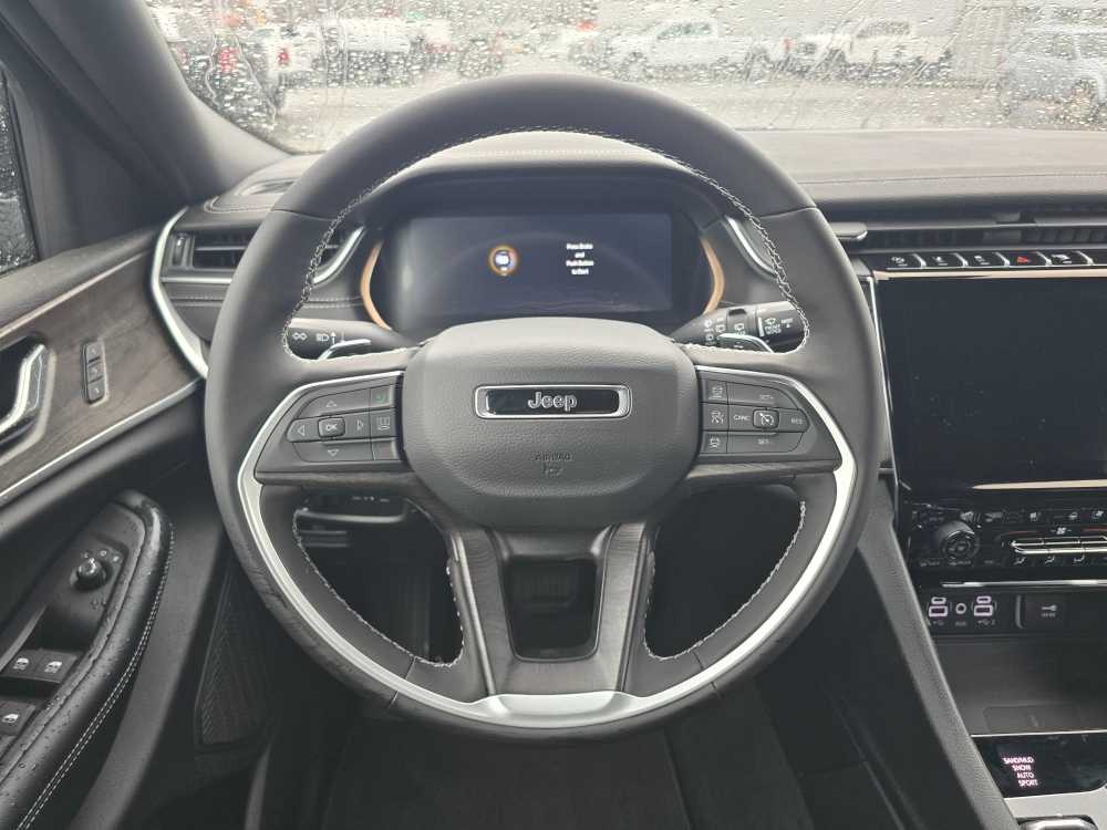 Thumbnail: 2025 Jeep Grand Cherokee L - 11