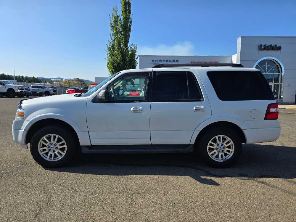 Used 2013 Ford Expedition XLT with VIN 1FMJU1J57DEF09290 for sale in Roseburg, OR