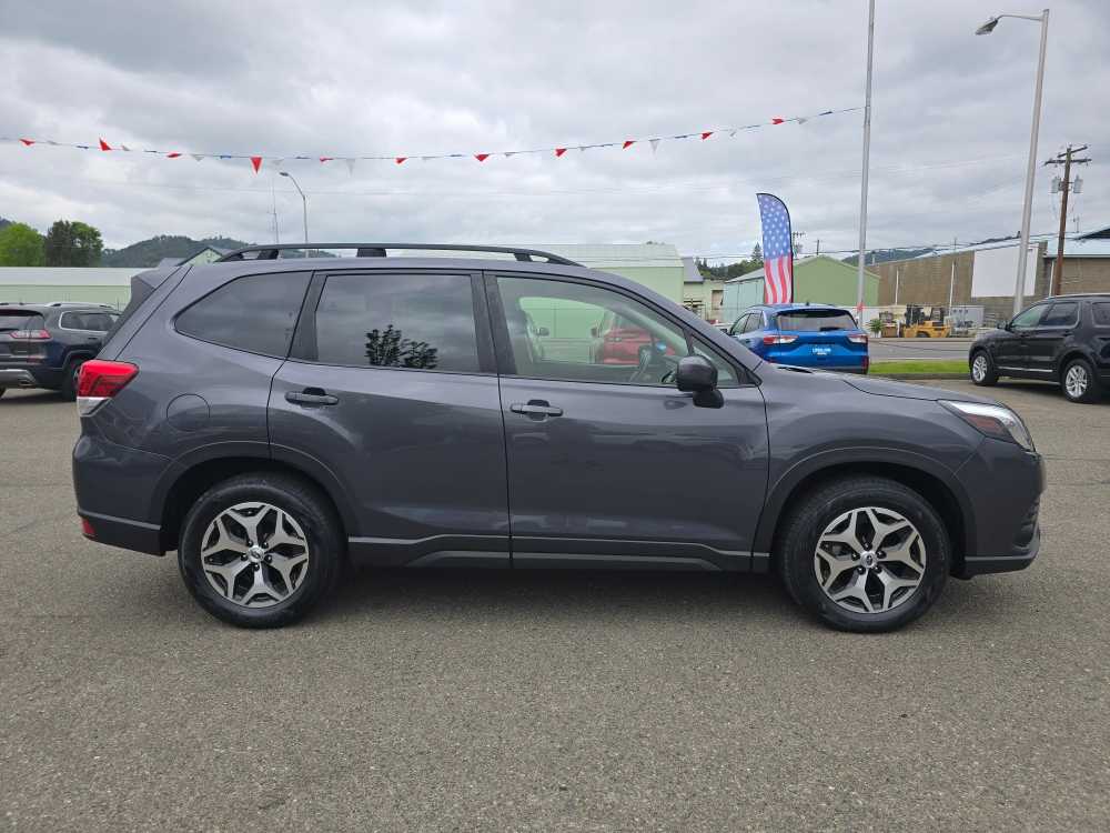 Thumbnail: 2022 Subaru Forester - 5