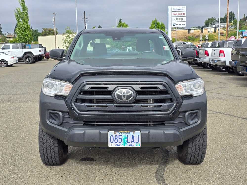 Thumbnail: 2018 Toyota Tacoma - 5