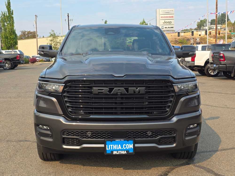 Thumbnail: 2026 RAM 1500 - 8