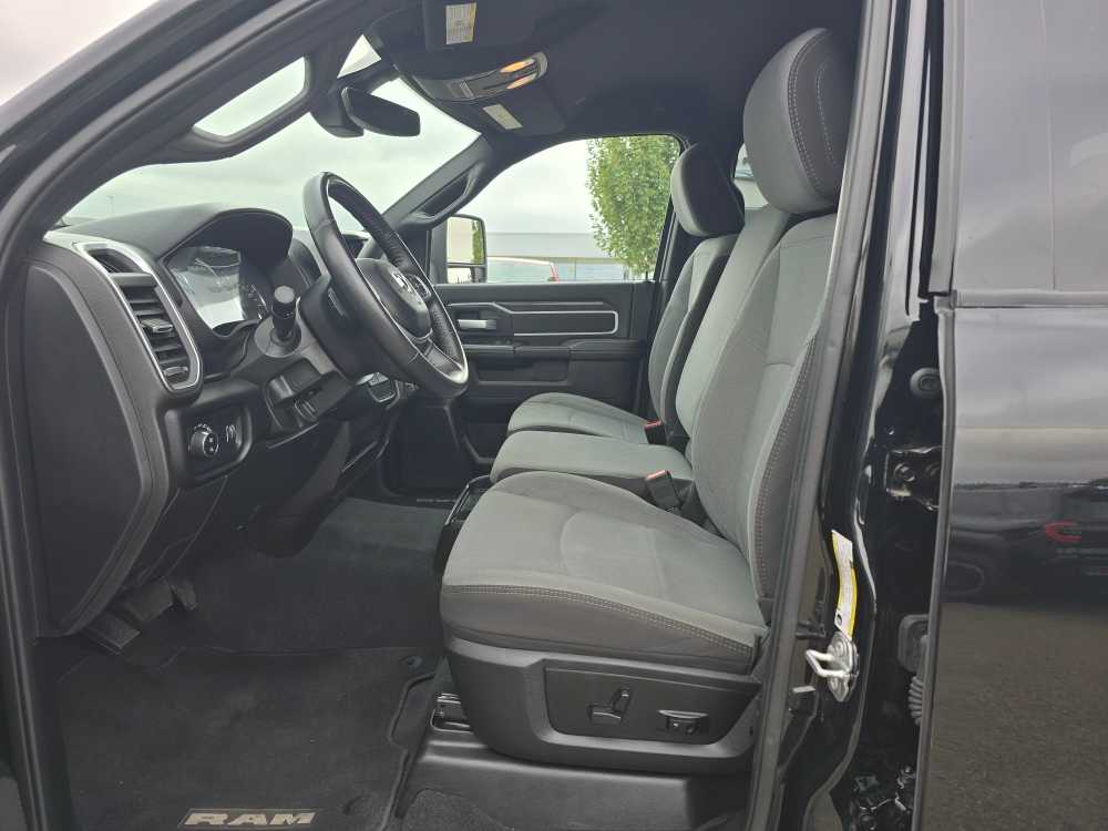 Thumbnail: 2024 RAM 2500 - 10