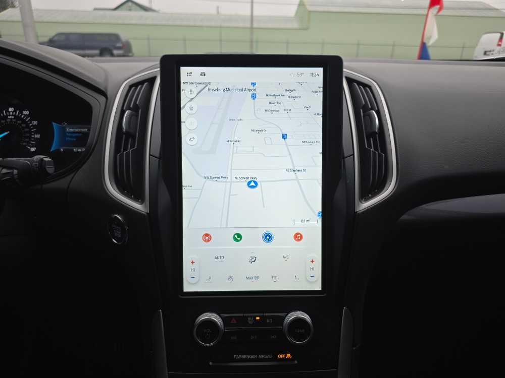 Thumbnail: 2023 Ford Edge - 12