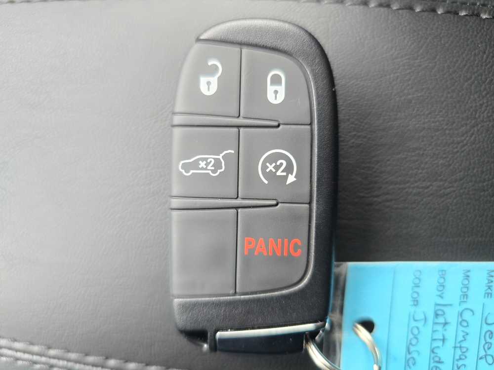 Thumbnail: 2026 Jeep Compass - 21