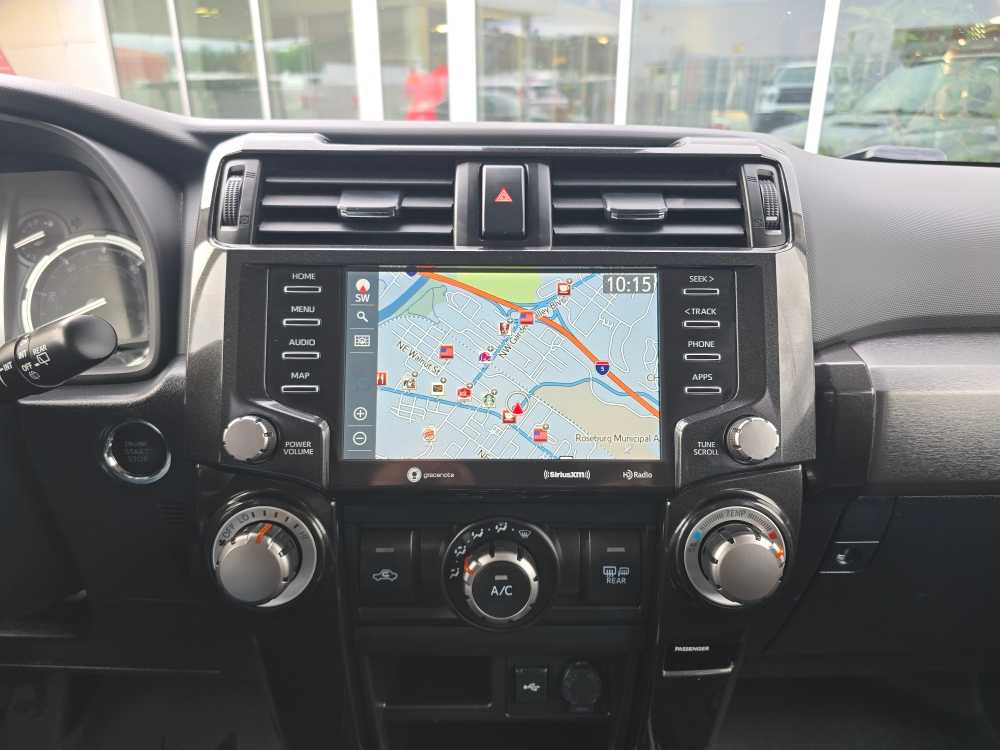 Thumbnail: 2021 Toyota 4Runner - 12