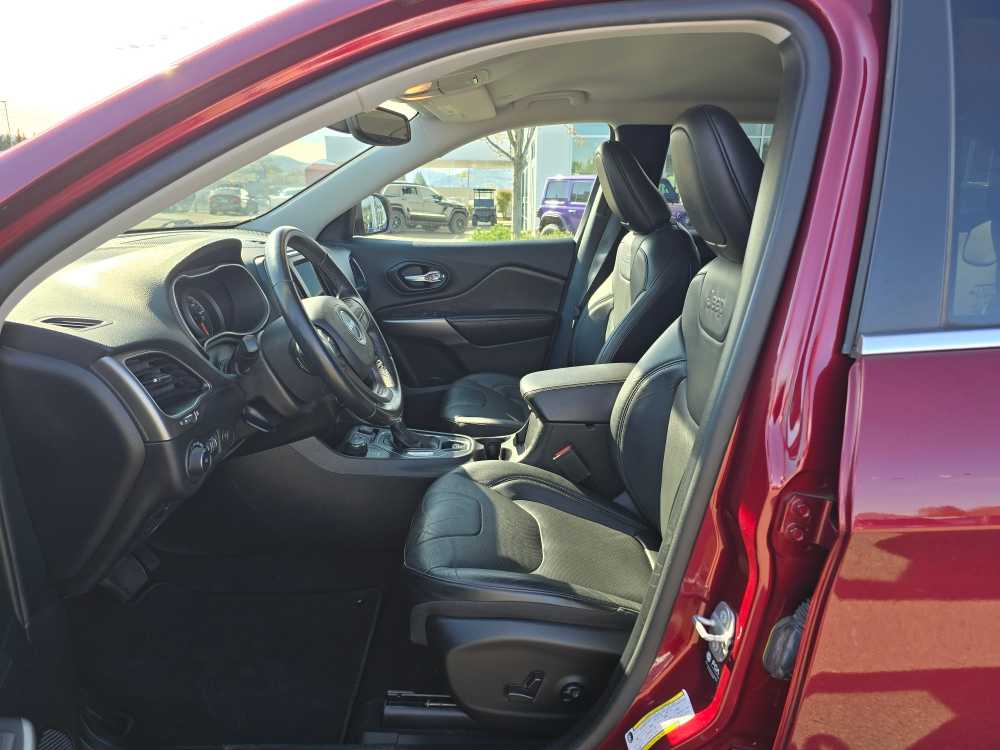 Thumbnail: 2021 Jeep Cherokee - 9