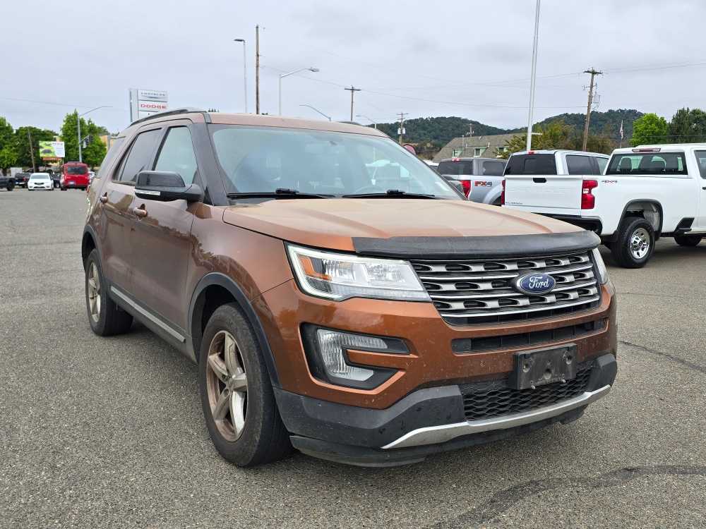 2017 Ford Explorer XLT 4