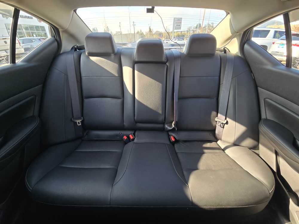 Thumbnail: 2020 Nissan Altima - 17