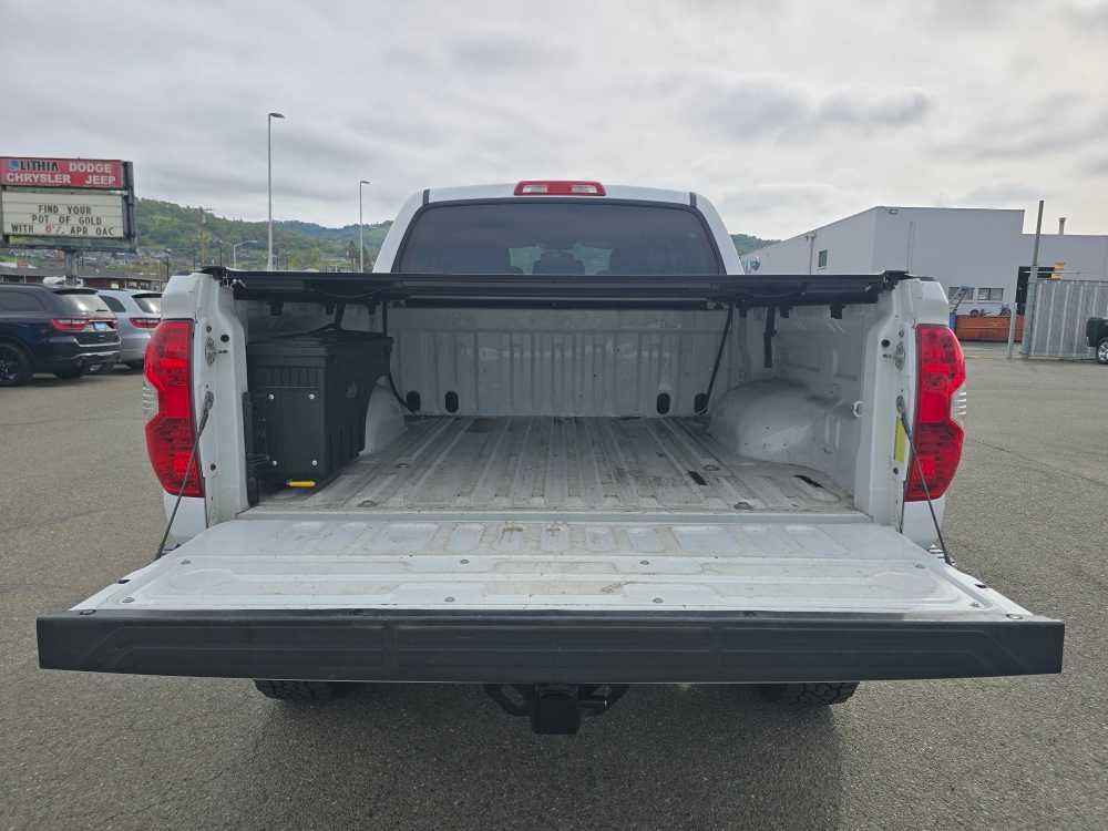 Thumbnail: 2014 Toyota Tundra - 19