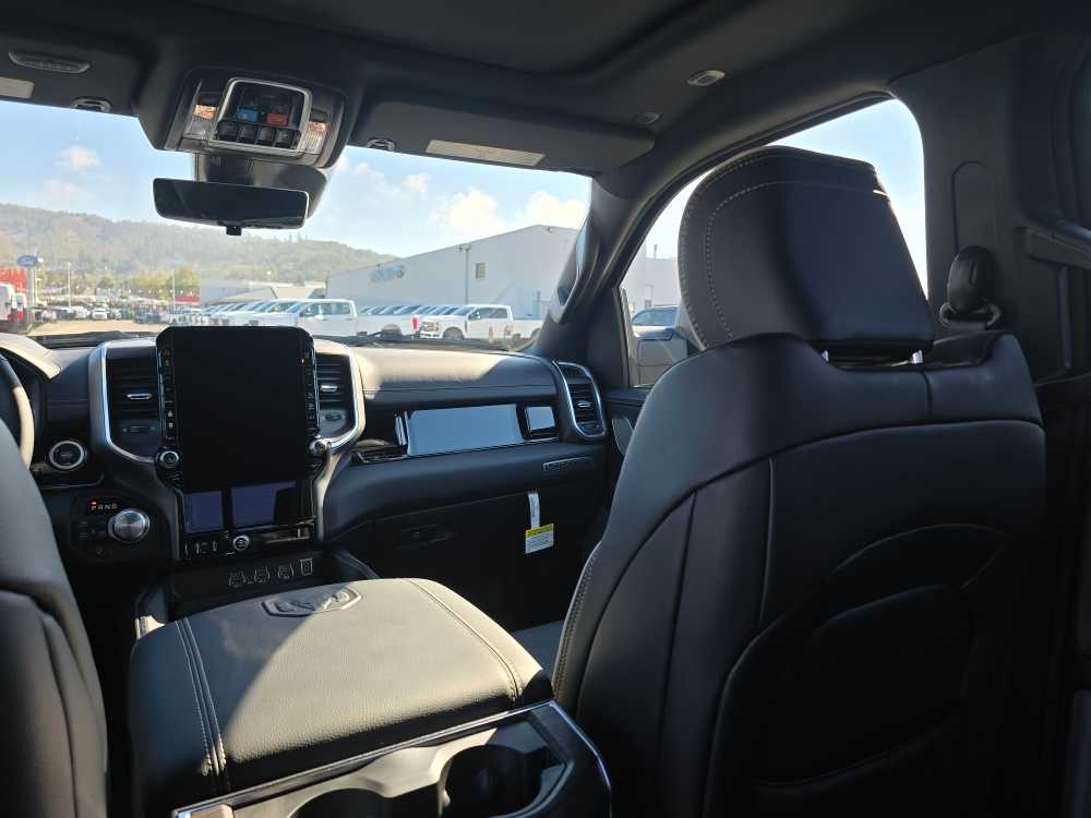 Thumbnail: 2026 RAM 1500 - 14