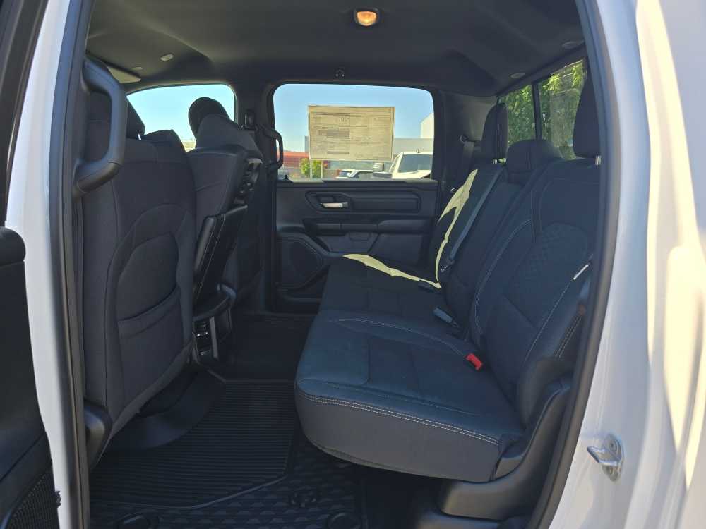 Thumbnail: 2026 RAM 1500 - 17