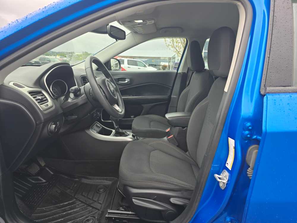 Thumbnail: 2019 Jeep Compass - 9