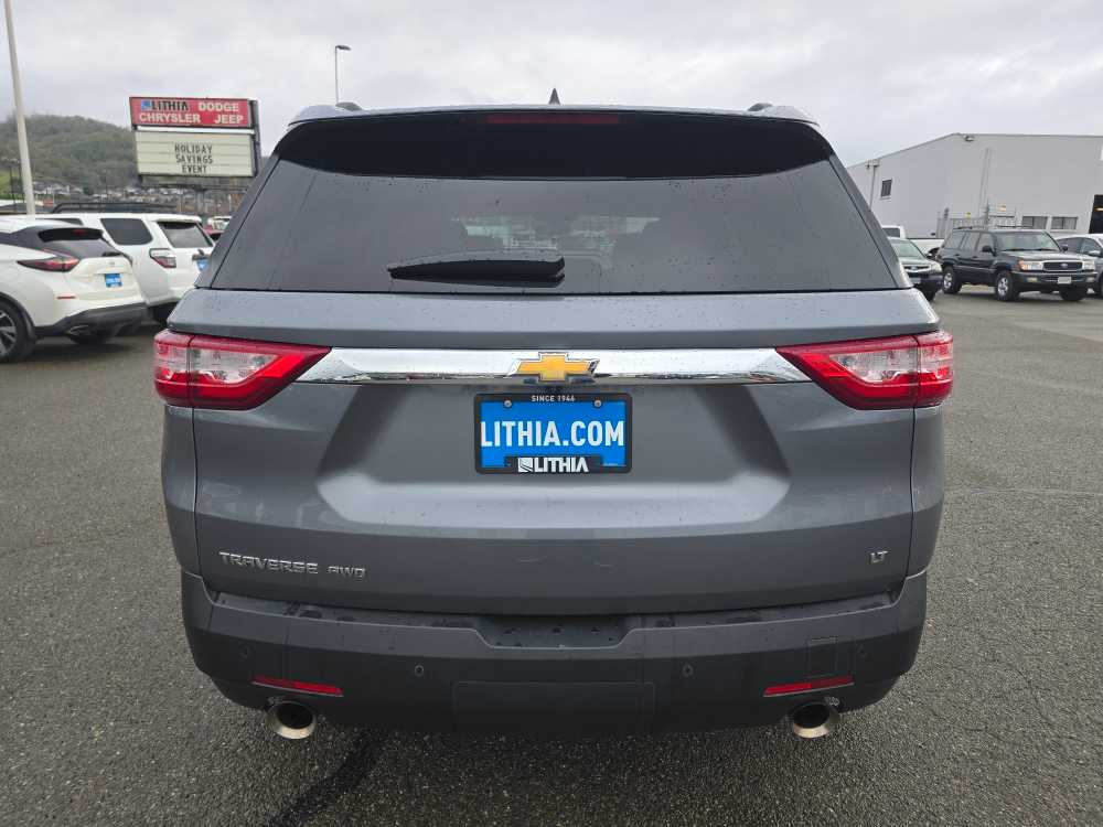 Thumbnail: 2021 Chevrolet Traverse - 4