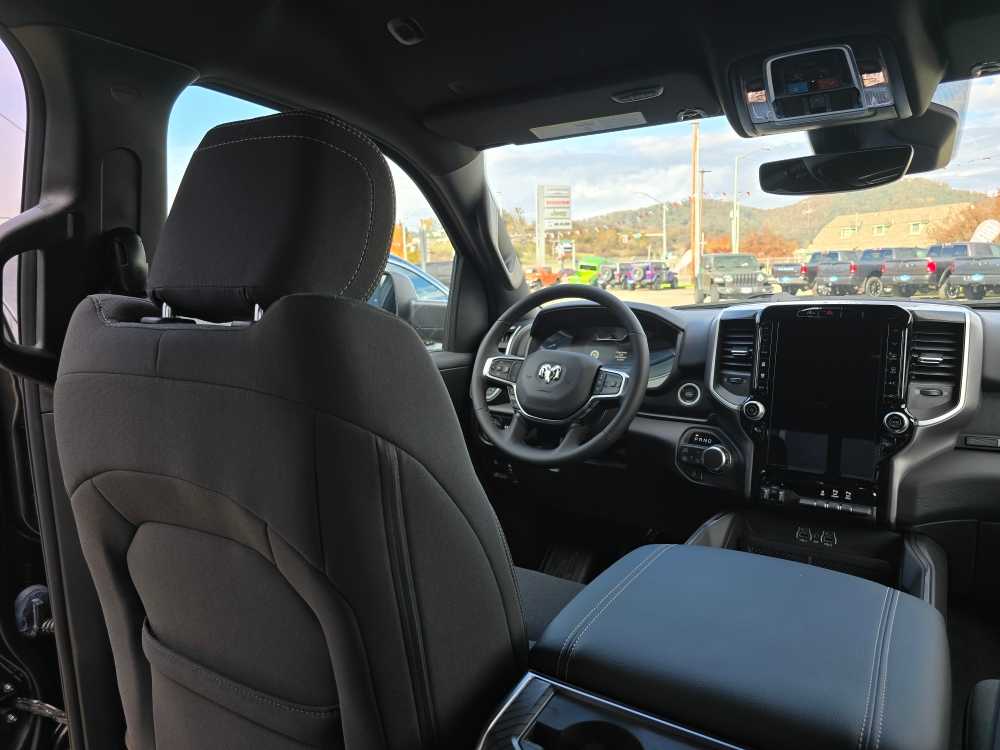 Thumbnail: 2026 RAM 1500 - 10