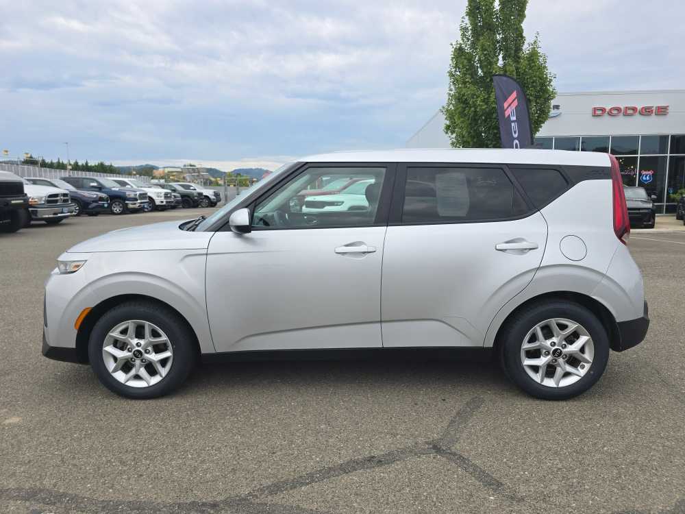 Used 2021 Kia Soul S with VIN KNDJ23AU1M7754233 for sale in Roseburg, OR