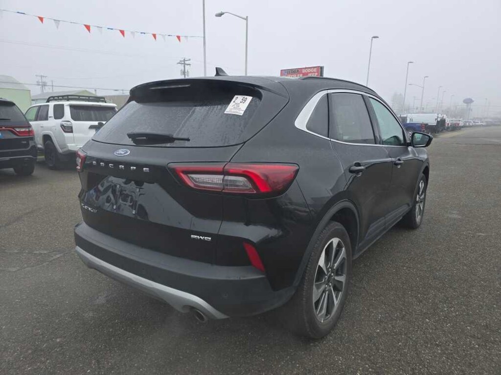 Used 2025 Ford Escape Platinum SUV