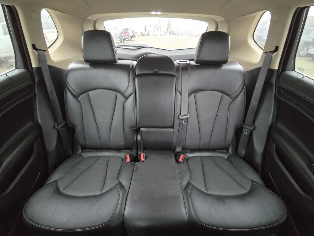 Thumbnail: 2017 Buick Envision - 17