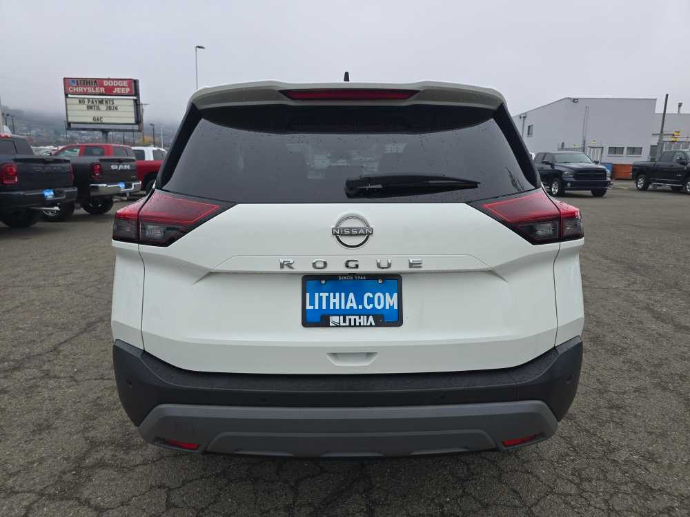 Thumbnail: 2022 Nissan Rogue - 4