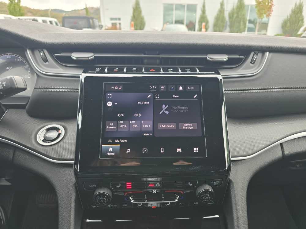 Thumbnail: 2025 Jeep Grand Cherokee - 12