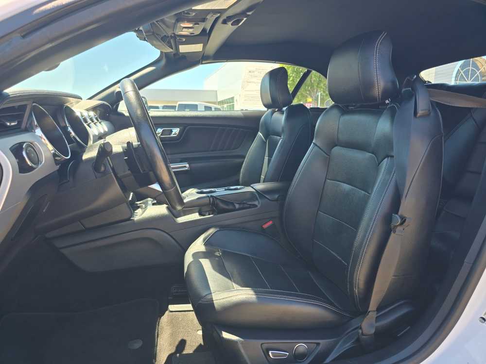 Thumbnail: 2015 Ford Mustang - 13