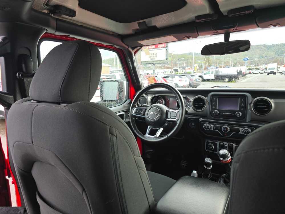 Thumbnail: 2020 Jeep Gladiator - 10