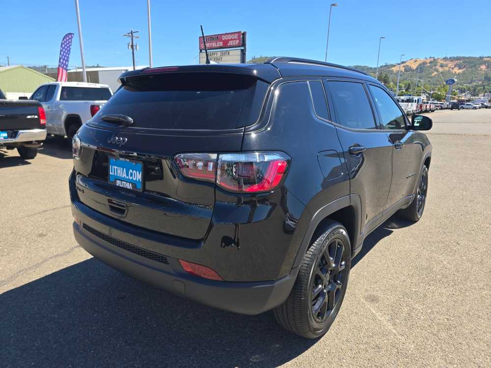 Thumbnail: 2026 Jeep Compass - 5