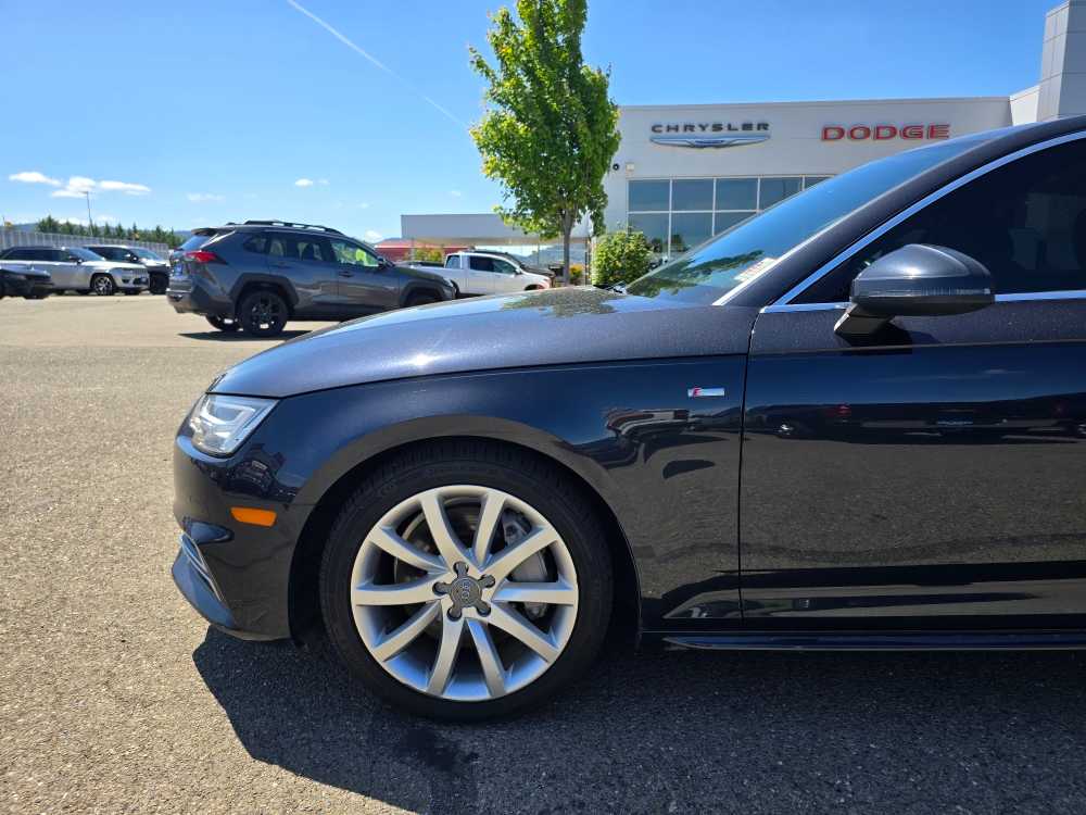 Thumbnail: 2018 Audi A4 - 18