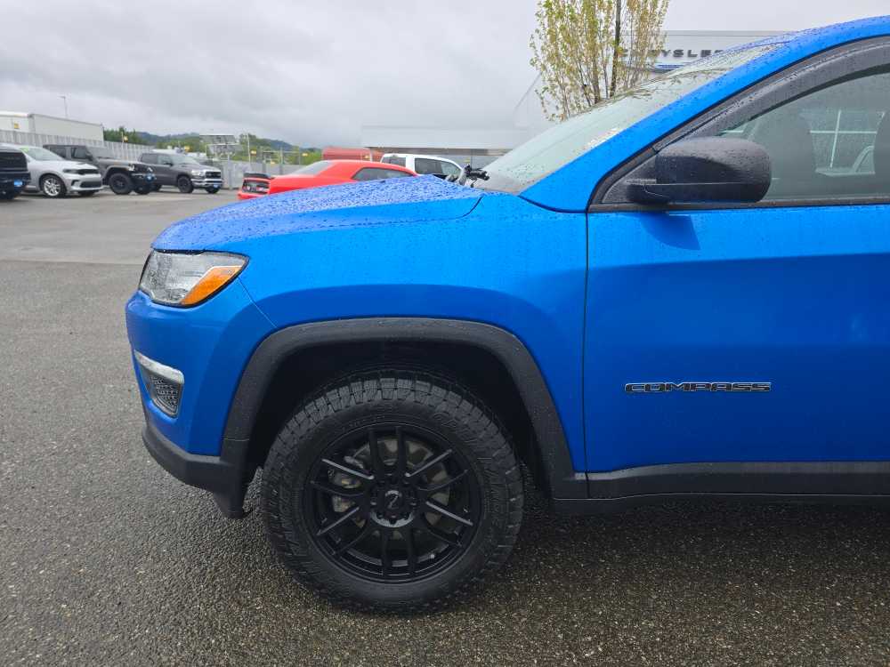 Thumbnail: 2019 Jeep Compass - 18