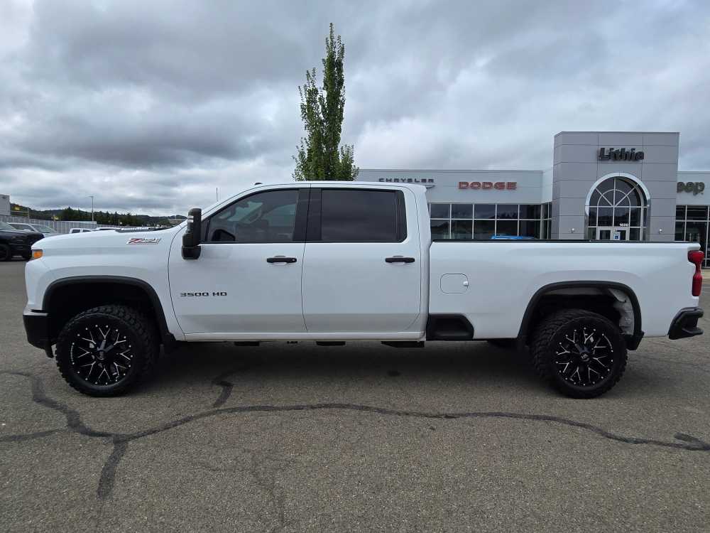 Thumbnail: 2021 Chevrolet Silverado 3500 - 2