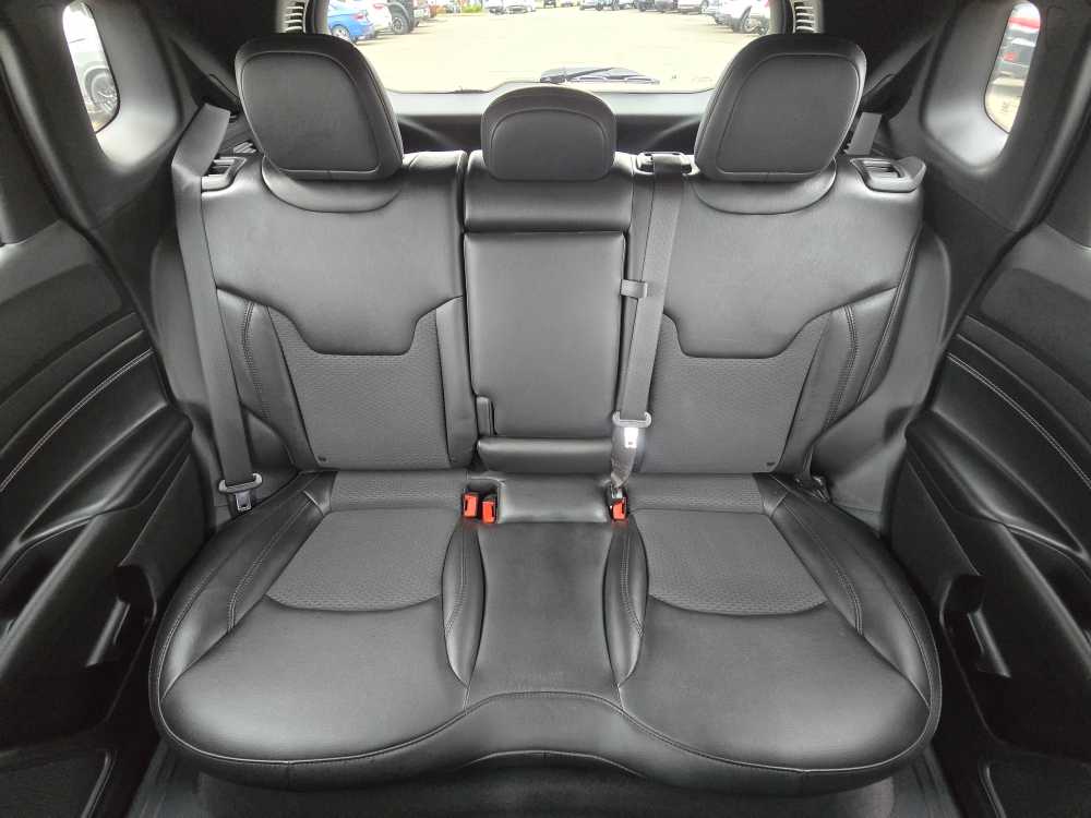 Thumbnail: 2022 Jeep Compass - 17