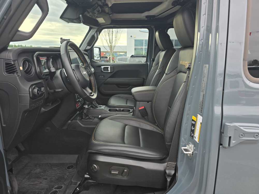 Thumbnail: 2024 Jeep Wrangler - 9