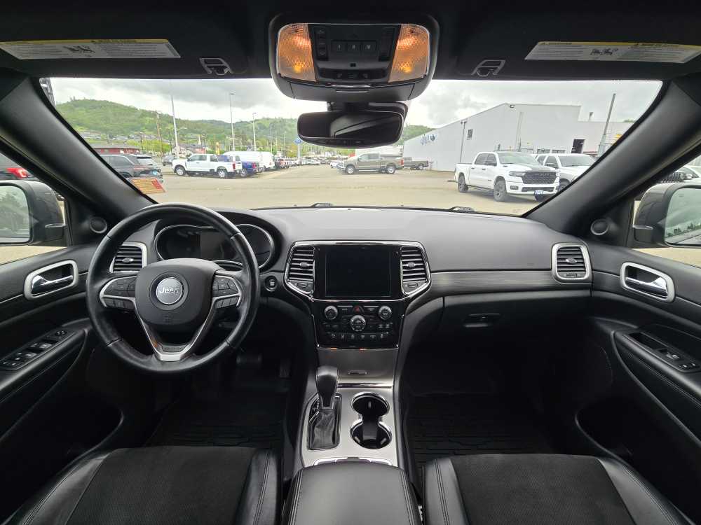 Thumbnail: 2021 Jeep Grand Cherokee - 14