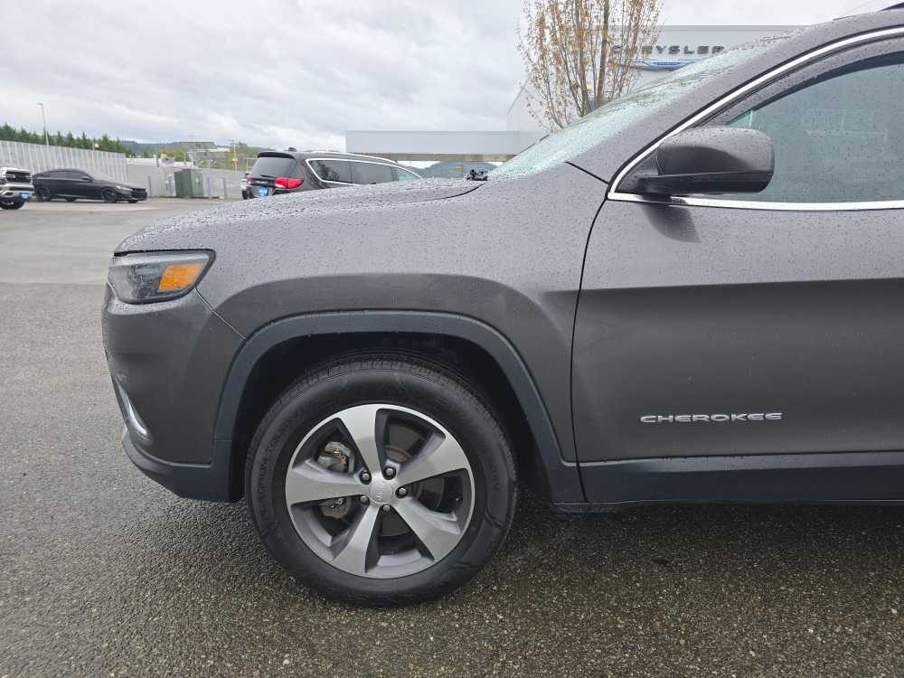 Thumbnail: 2020 Jeep Cherokee - 18