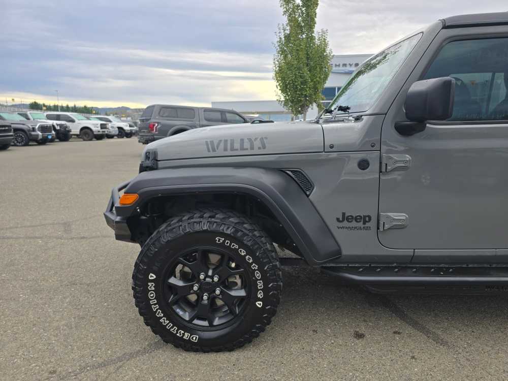 Thumbnail: 2021 Jeep Wrangler - 18