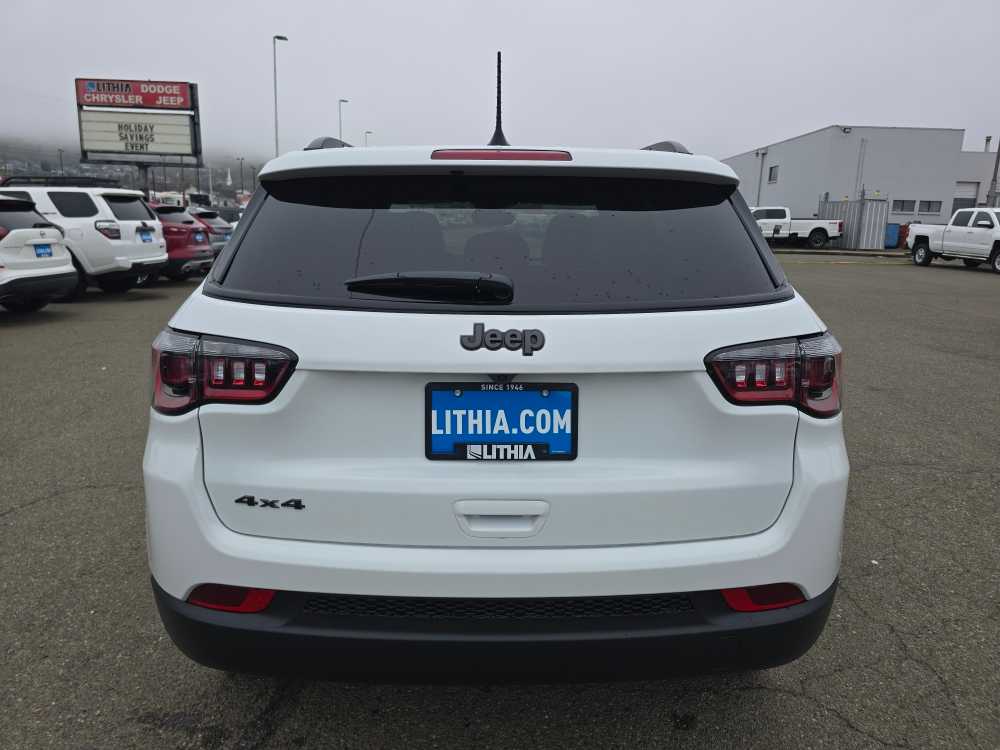 Thumbnail: 2026 Jeep Compass - 4