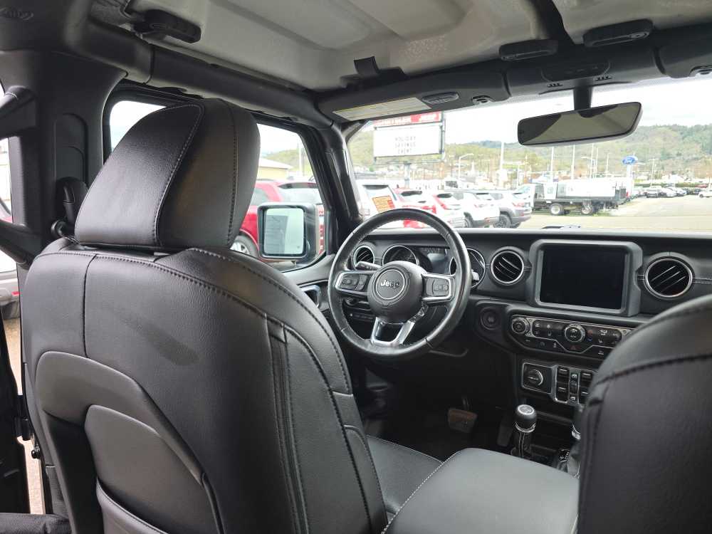 Thumbnail: 2023 Jeep Wrangler - 10