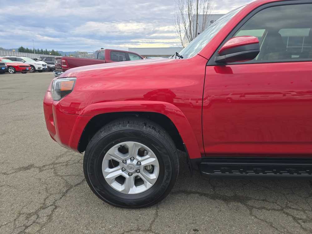 Thumbnail: 2024 Toyota 4Runner - 18