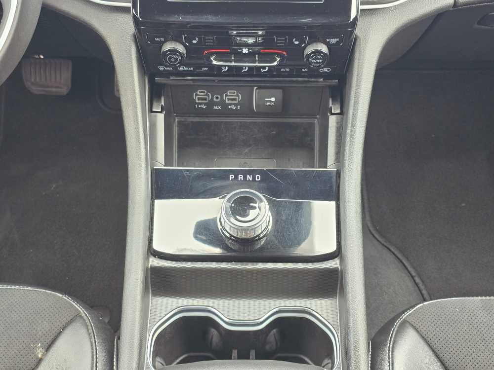 Thumbnail: 2024 Jeep Grand Cherokee - 12
