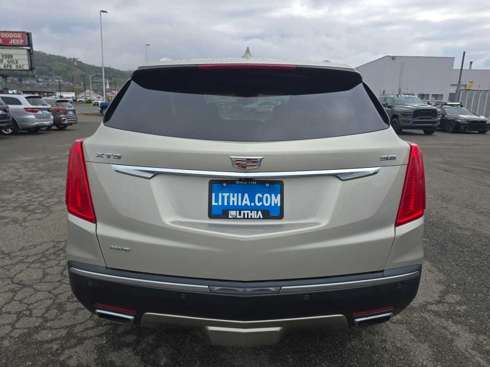 Thumbnail: 2017 Cadillac XT5 - 4
