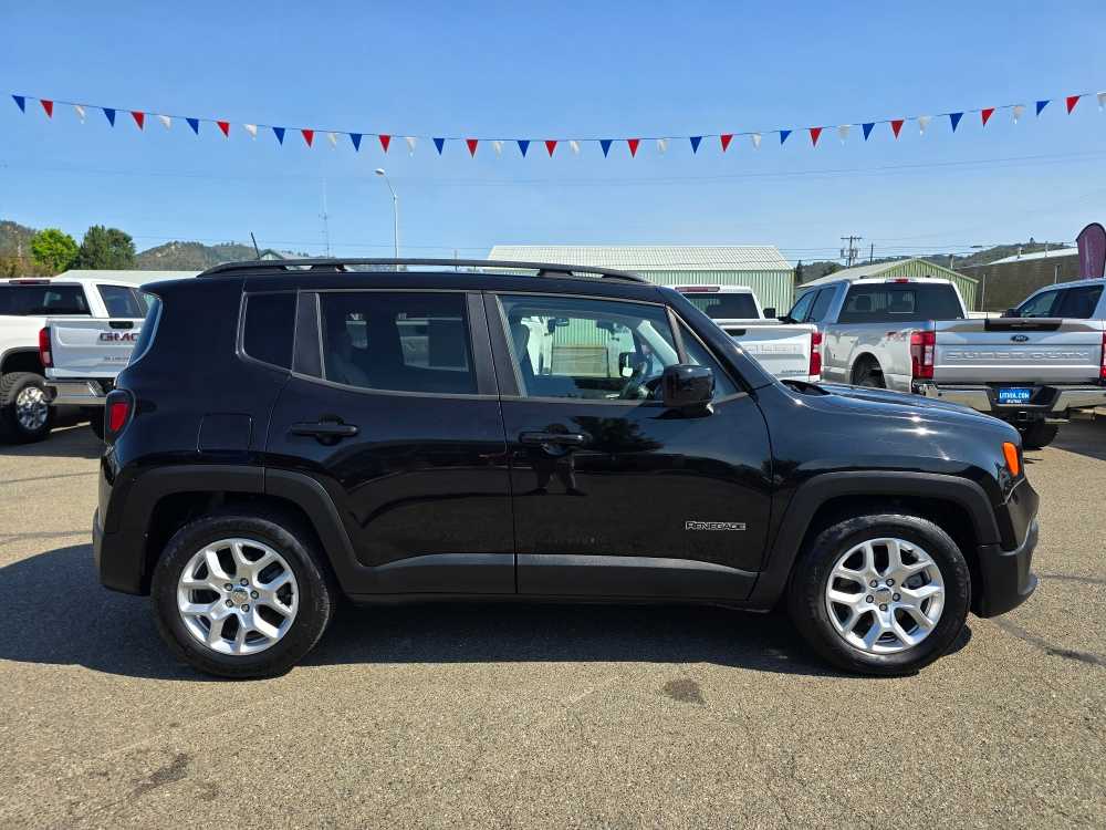 Thumbnail: 2018 Jeep Renegade - 6