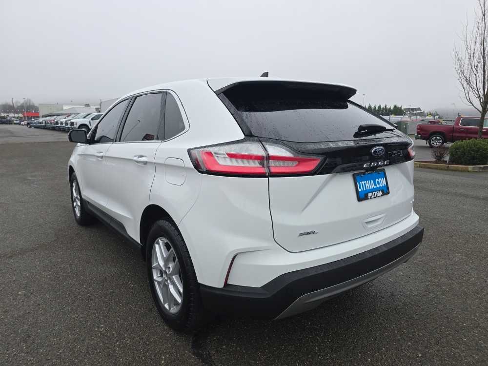 Thumbnail: 2023 Ford Edge - 3