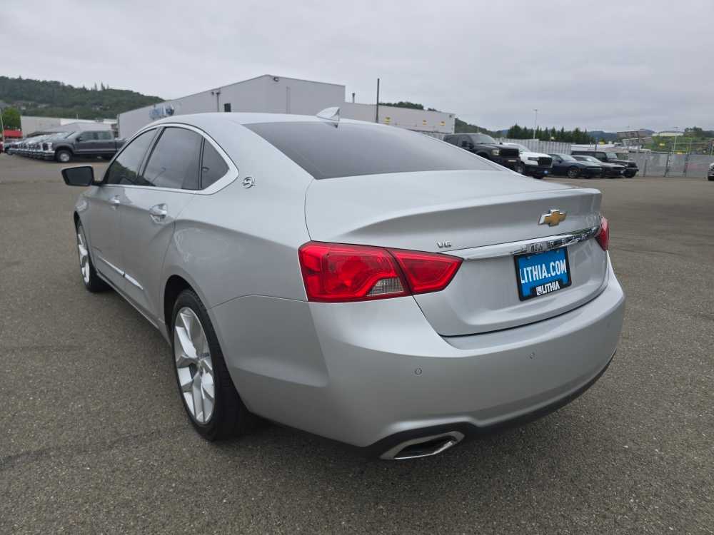 Thumbnail: 2017 Chevrolet Impala - 3
