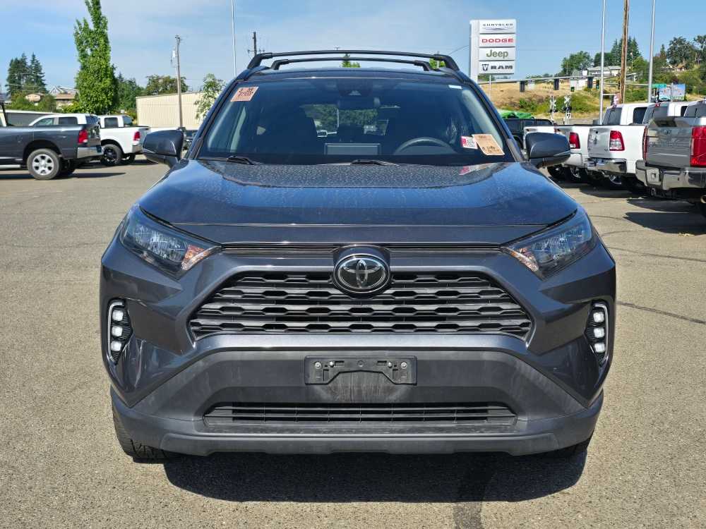 2020 Toyota RAV4 LE 5