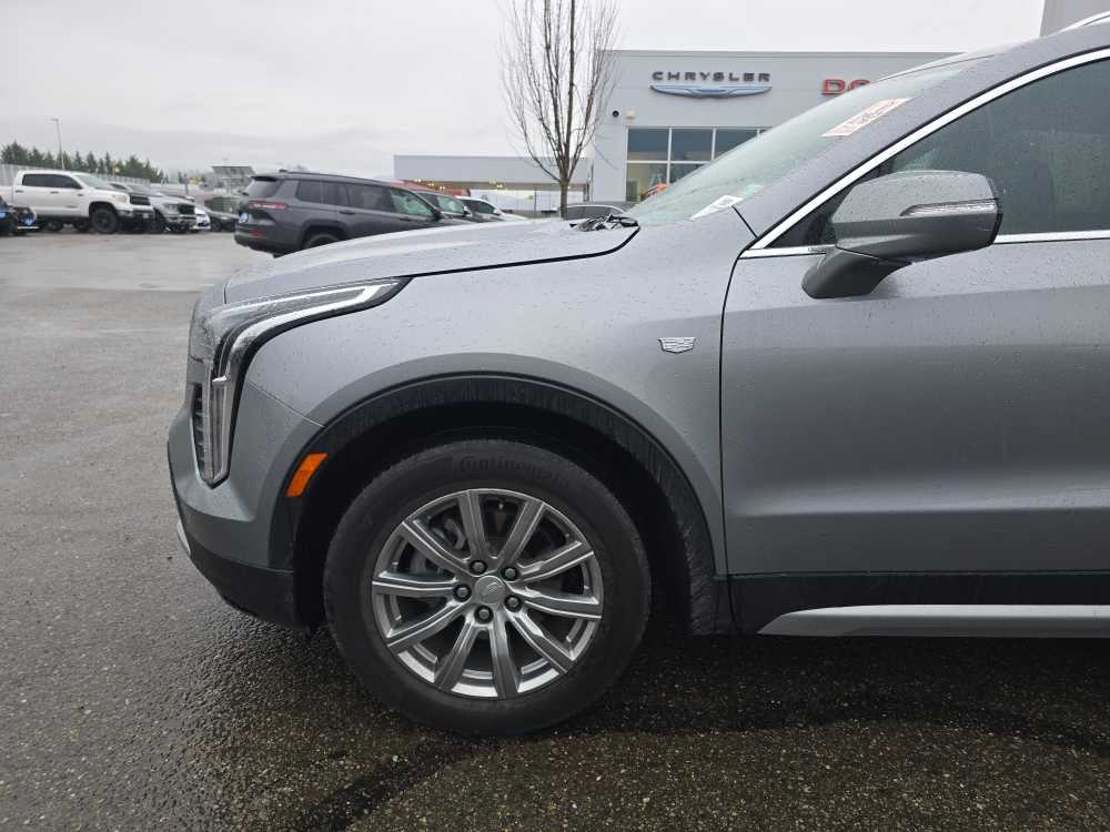 Thumbnail: 2023 Cadillac XT4 - 6