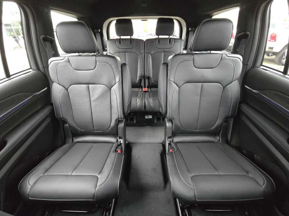 Thumbnail: 2025 Jeep Grand Cherokee L - 18