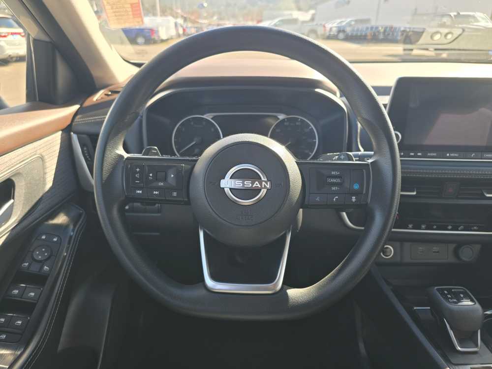 Thumbnail: 2023 Nissan Rogue - 11