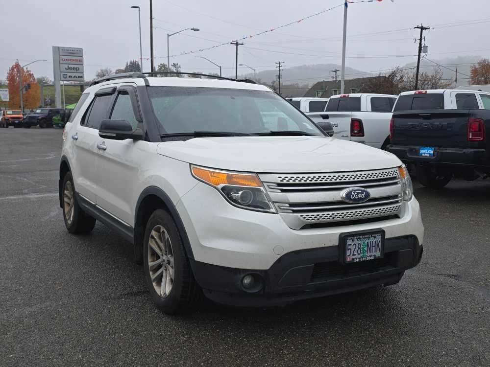 Thumbnail: 2012 Ford Explorer - 4