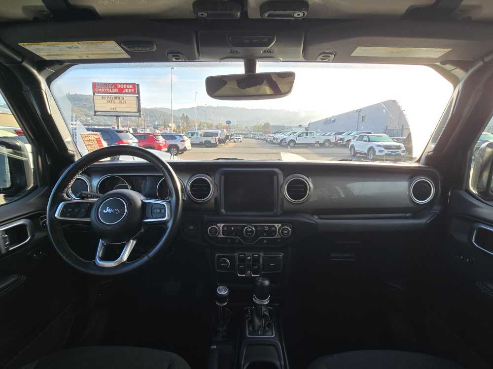 Thumbnail: 2023 Jeep Wrangler - 15